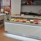 Vitrina de pastelaria Infrico série Lyon LG